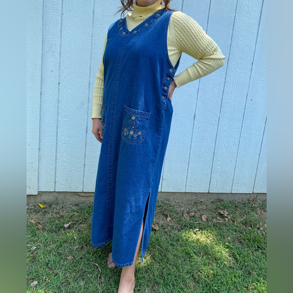 Vtg Denim MPH embroidered floral jumper dress